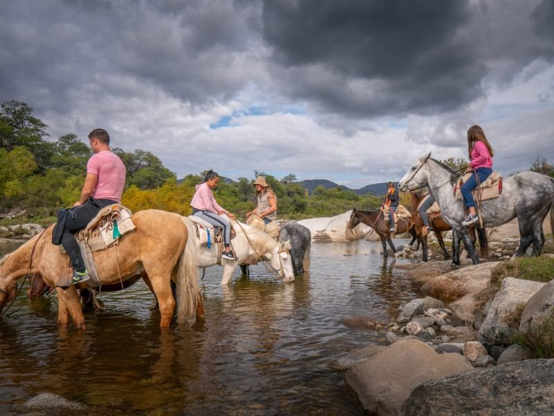Dia entero a rio pintos con pernocte (2)
